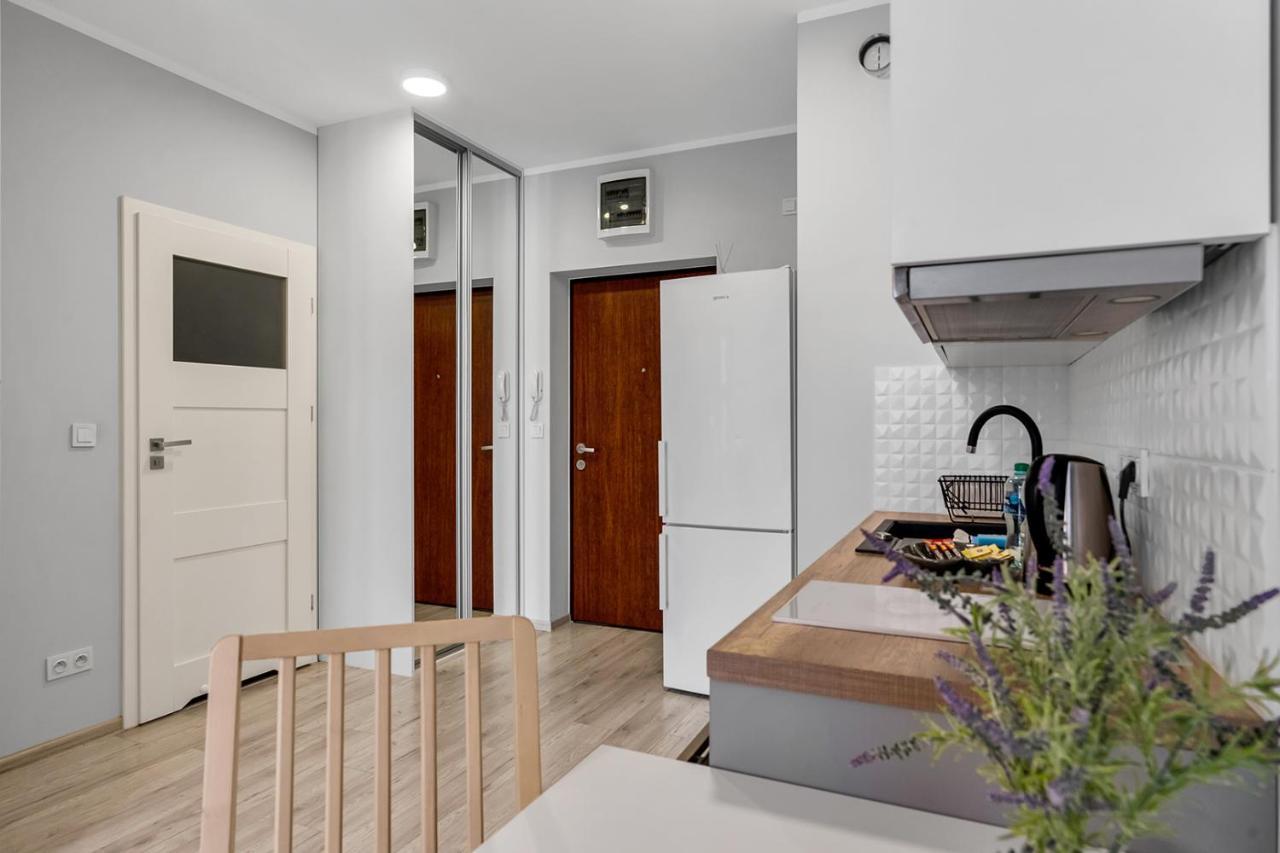 Wlochy Klinkierowa Comfort Apartment Варшава Екстер'єр фото