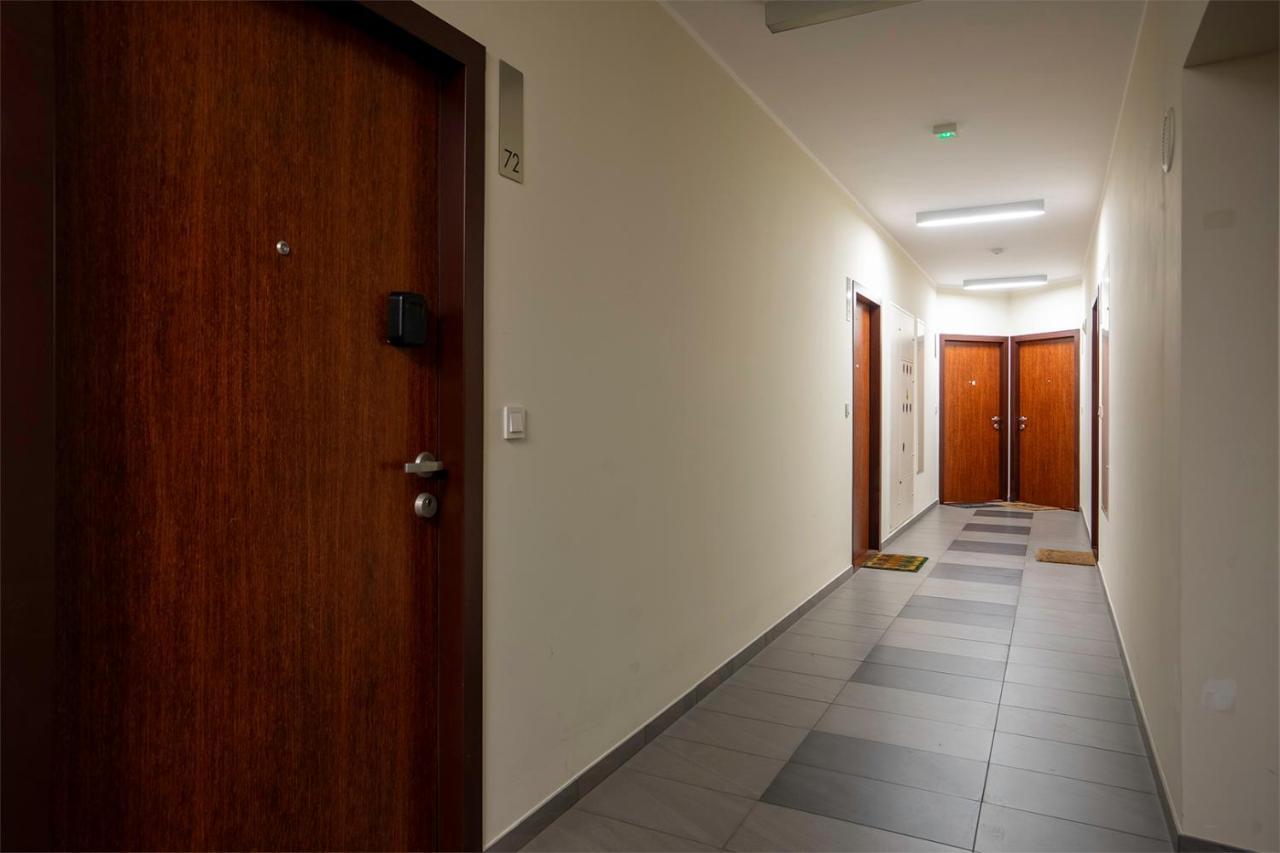 Wlochy Klinkierowa Comfort Apartment Варшава Екстер'єр фото